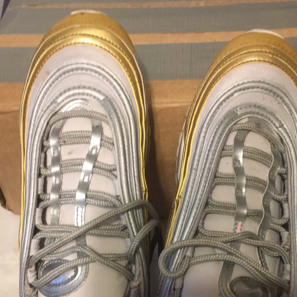 Nike Women's Silver and Gold Air Max 97 Sneakers - Picture 5 of 14